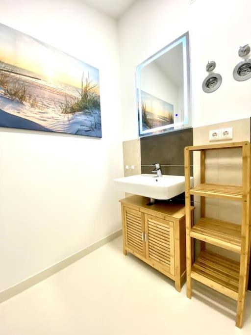 Drottning Ferienwohnung Altstadt Wißmar Екстериор снимка